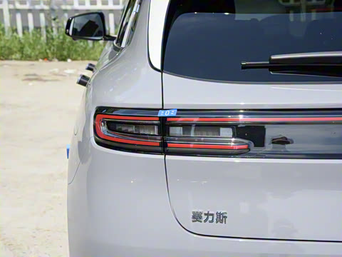 2025�� ����  Ultra ������