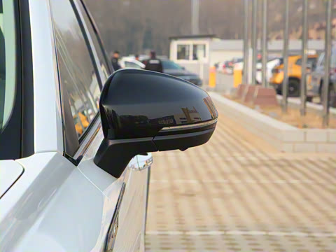 2023�� 300TSI ���������