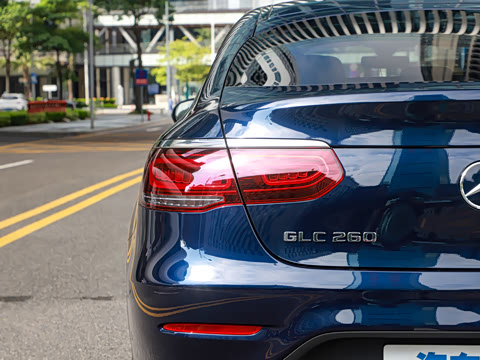 2023�� GLC 260 4MATIC ����SUV