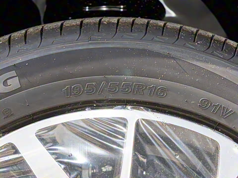 2026�� ��4�� 400������ 1.5L �ֶ���Խ��