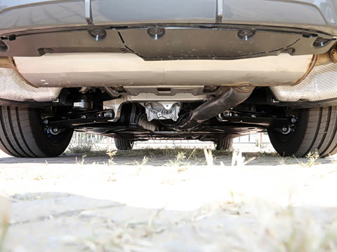 2022�� �Ŀ�� 530i M�˶���װ