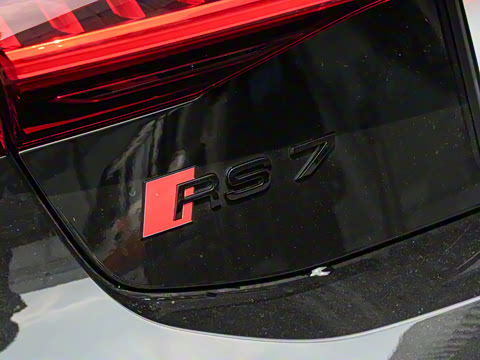 2025�� RS 7 4.0T Sportback performance