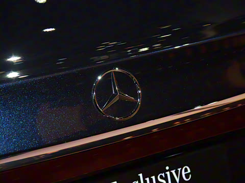 2024�� E 300 L �����˶���