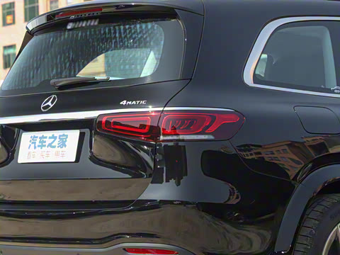 2022�� GLS 450 4MATIC ������