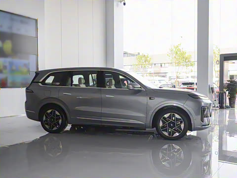 2025�� ����Ultra