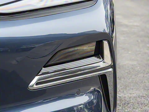 2025�� 130km EM-i ������