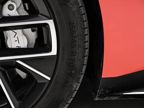 2025�� Ultra�����