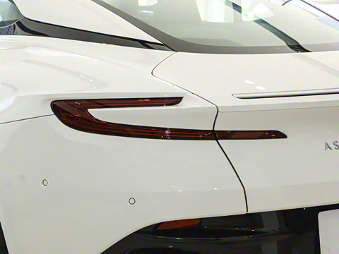 2025�� 4.0T V8 Coupe