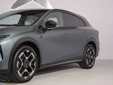 2025�� 702 �������� Ultra