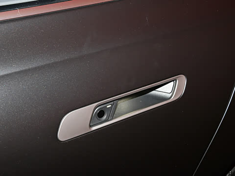 2023�� 740Li ������ M�˶���װ