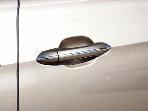 2022�� 380TSI ����