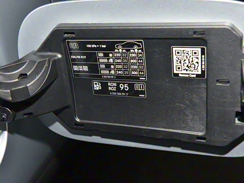 2023�� GLC 260 4MATIC ����SUV