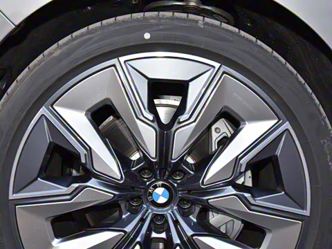 2023�� 740Li ������ ������װ