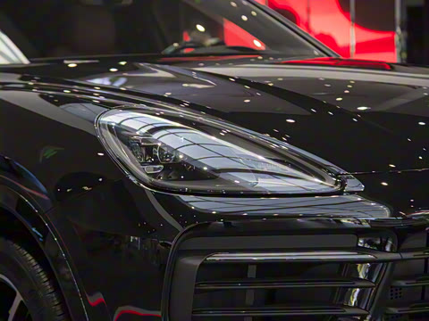 2023�� Cayenne Coup�� E-Hybrid 2.0T