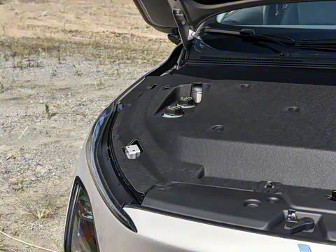 2025�� 610km �����콢��