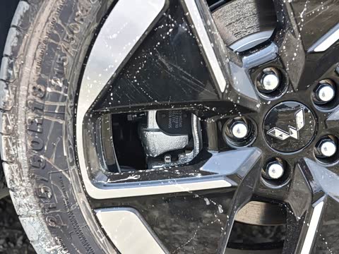 2025�� 610km �����콢��