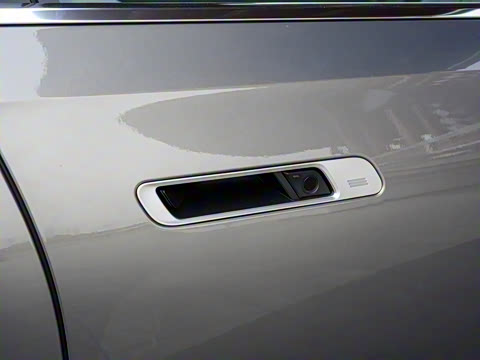 2023�� xDrive60L ������װ