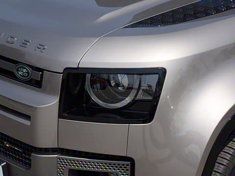 2023�� 110 3.0T P400 X-DYNAMIC HSE