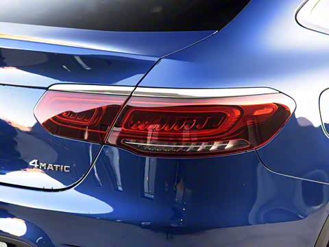 2020�� GLC 300 4MATIC ����SUV