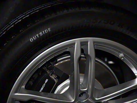 2018�� Macan 2.0T