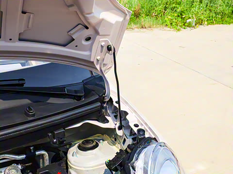 2025�� 210km ����Pro��