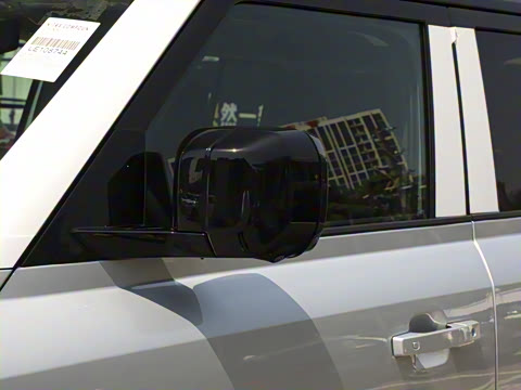 2023�� 110 3.0T P400 X-DYNAMIC HSE