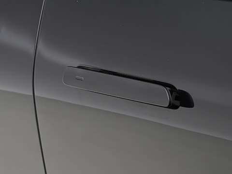 2025�� Ultra ���ܻ��°�