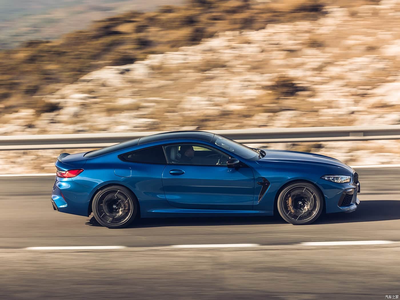 汽车之家|宝马m8|2019款 m8 competition coupe 英国版|外观|内饰