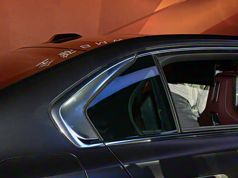 2023�� 740Li ������ M�˶���װ