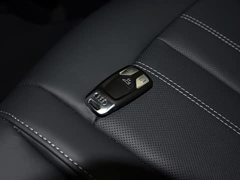 2022�� 40 TFSI ʱ�ж�����