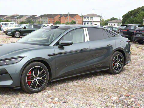 2025�� EV ���������״��콢��