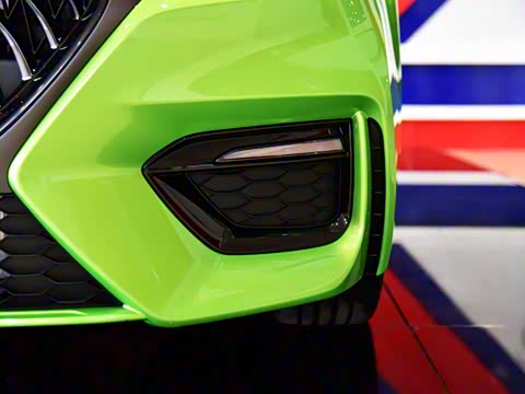 2020�� 1.5T �Զ�Trophy�Ǽ��콢��