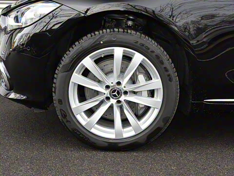 2022�� �Ŀ� S 400 L ������