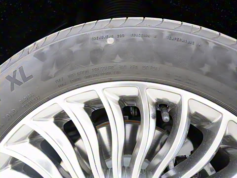 2022�� 2.0T ʥķ��M7