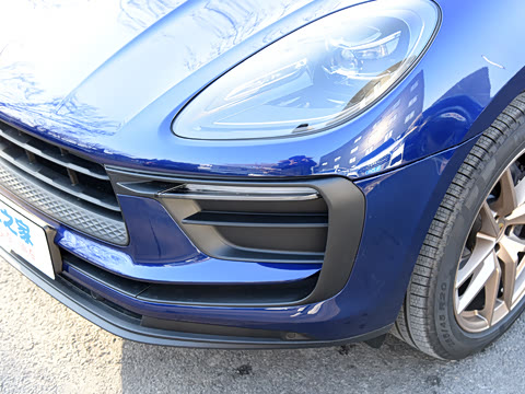 2022�� Macan 2.0T