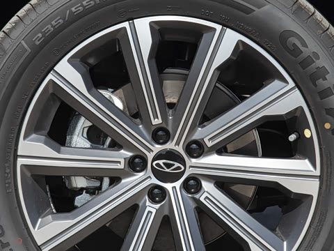 2025�� 2.0T ��������� 5��