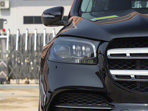 2022�� GLS 450 4MATIC ������