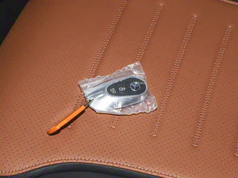 2025�� �Ŀ� GLC 300 4MATIC ����SUV