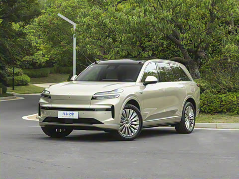 2025�� Ultra ������