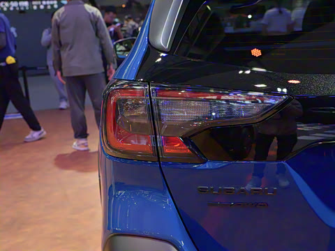 2024�� 2.5i AWD��Ұ�޶��� EyeSight