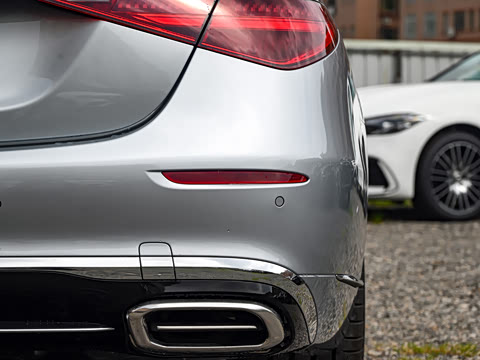 2025�� �Ŀ� S 680 4MATIC