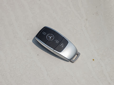 2023�� GLC 300 4MATIC ����SUV