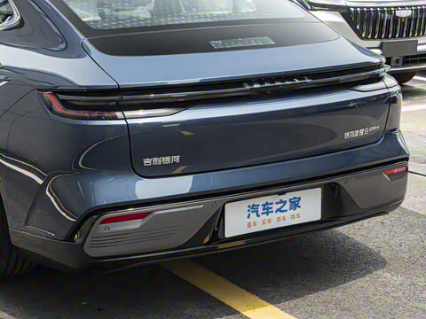 2025�� 130km EM-i ������