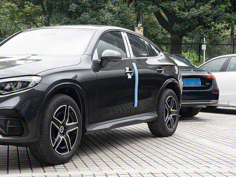 2025�� �Ŀ� GLC 260 4MATIC ����SUV