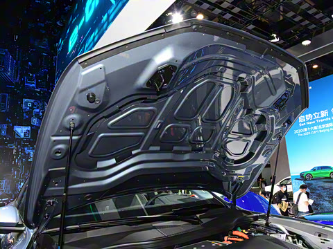 2021�� 50 quattro ������