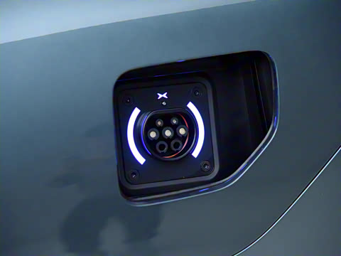 2023�� P7i 702 Max