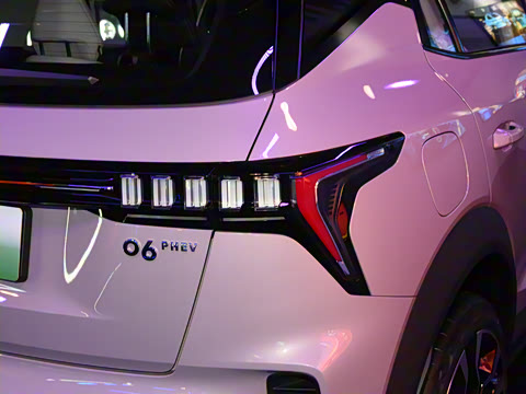 2023�� 1.5T Remix PHEV Shero