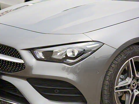 2022�� �Ŀ� CLA 200 ���ܳ�