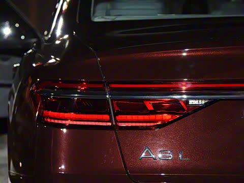 2018�� A8L 55 TFSI quattro�����