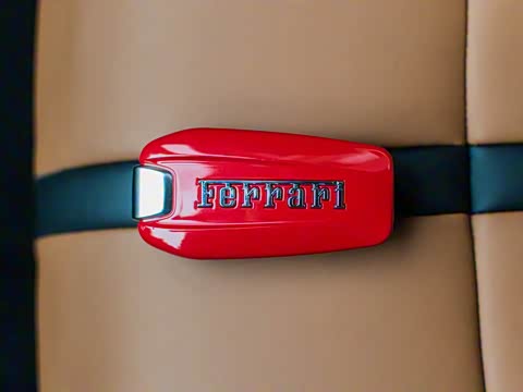 2019�� Tributo 3.9T V8